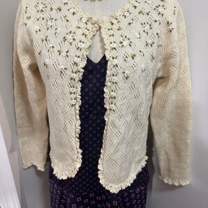 Elegant Cream Women's Sweater